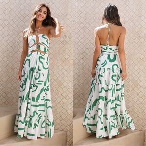 Chic Green and White Patterned Maxi Dress